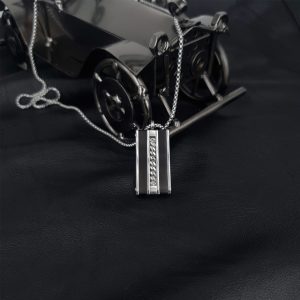 Material: Stainless Steel Color: Silver - Black Dimensions: 55cm Element: 1.5 x 3cm